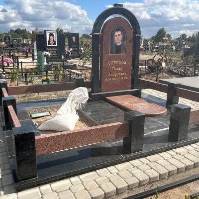 Эксклюзивный Памятник Купить или Заказать в Энгельсе и Саратове